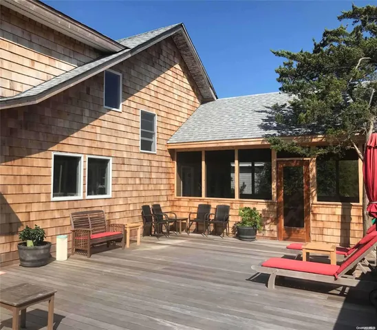 $8,500 | 833 Evergreen Walk, Ocean Beach, NY 11770