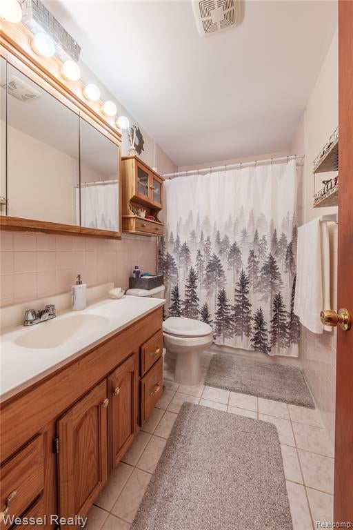 2444 Howe Street Utica, MI 48317 - Photo 17 of 29 Gallery Image 17