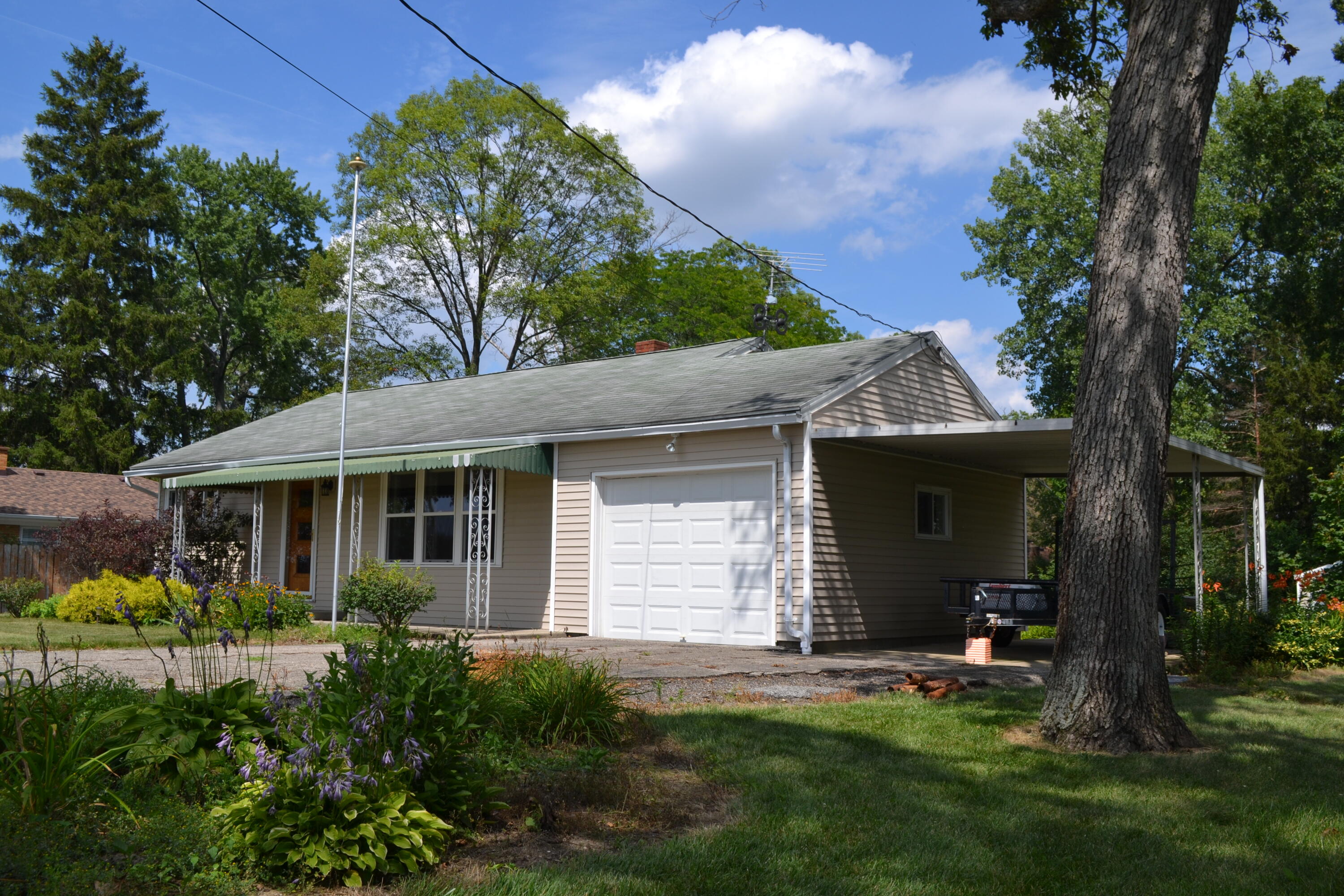 2936 Old Mill Road Springfield, OH 45502 - Photo 2 of 33 Gallery Image 2