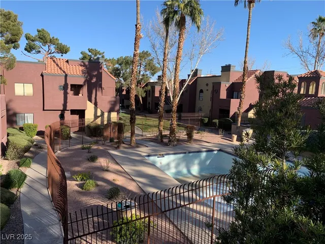 $1,200 | 4050 Pacific Harbors Drive, Unit 231, Las Vegas, NV 89121