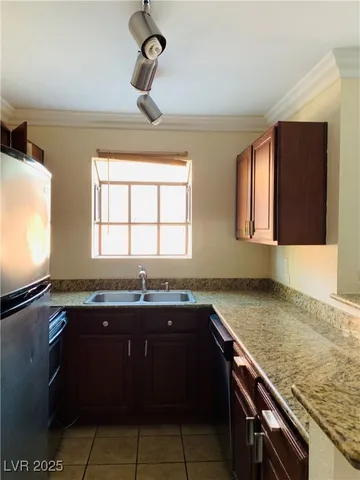 $1,200 | 4050 Pacific Harbors Drive, Unit 231, Las Vegas, NV 89121