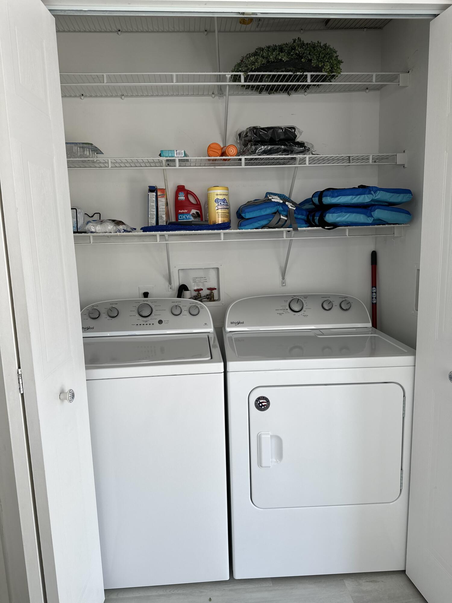 240 Taylor Drive Key Largo, FL 33037 - Photo 17 of 25 a utility room with dryer and washer