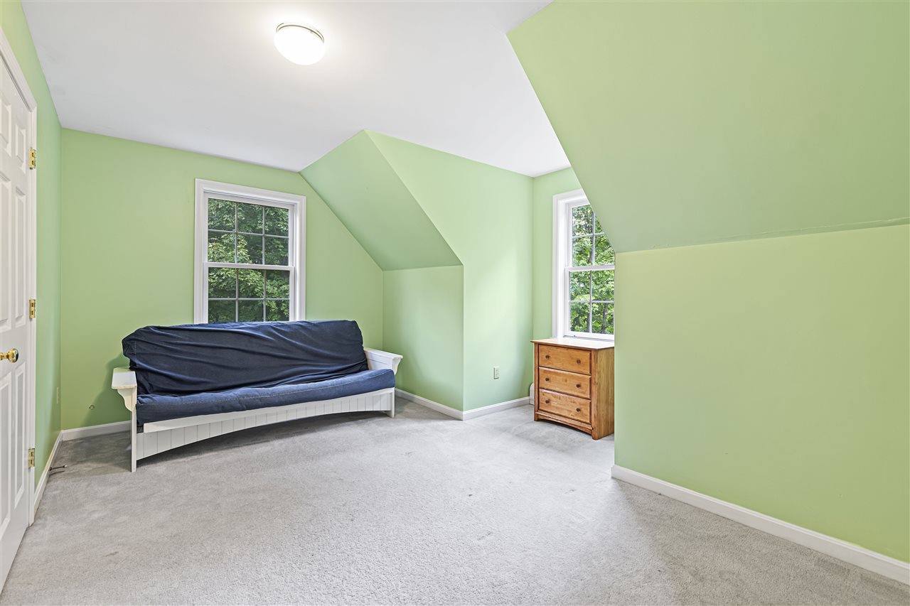 86 Governors Road Farmington, NH 03835 - Photo 26 of 40
