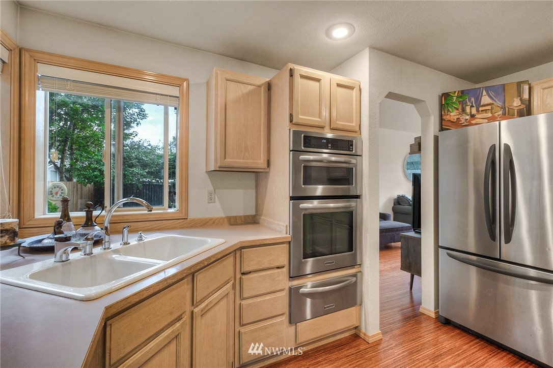 15837 Southeast 156th Street Renton, WA 98058 - Photo 14 of 25 Gallery Image 14