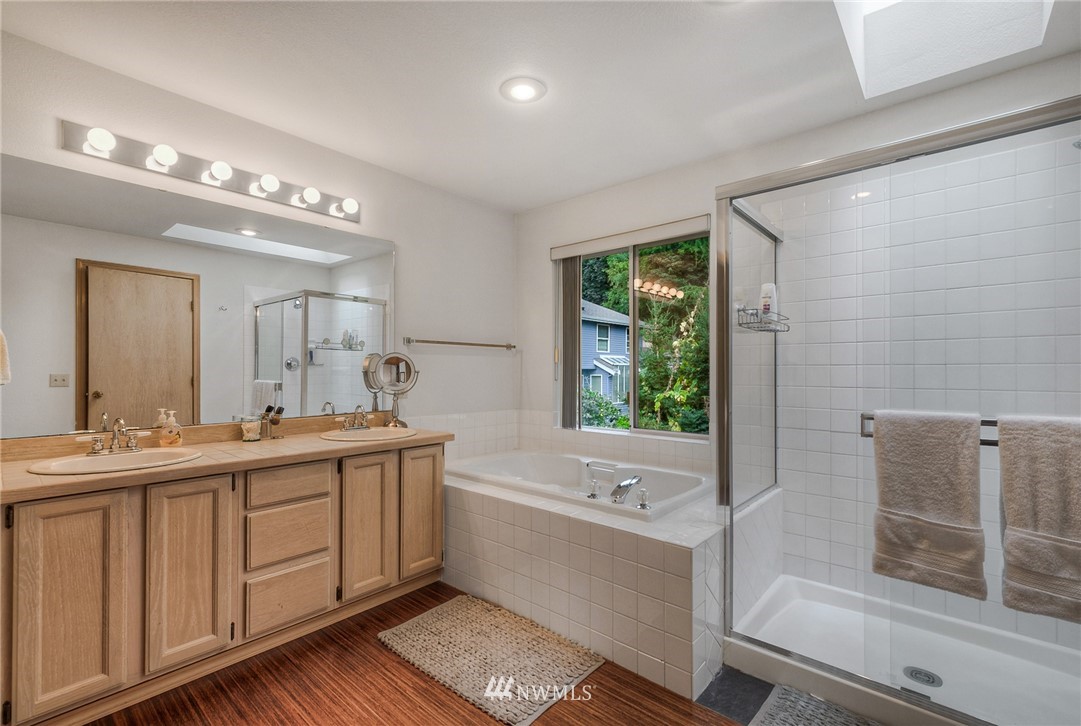 15837 Southeast 156th Street Renton, WA 98058 - Photo 15 of 25 Gallery Image 15