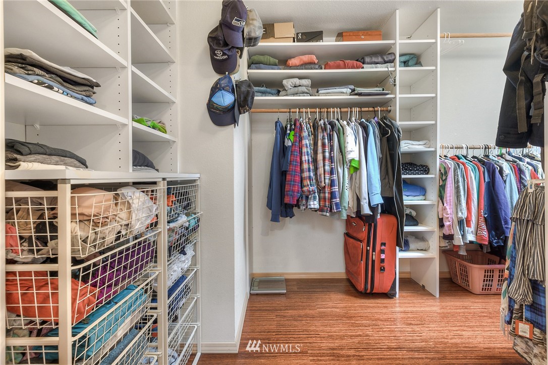 15837 Southeast 156th Street Renton, WA 98058 - Photo 16 of 25 Gallery Image 16