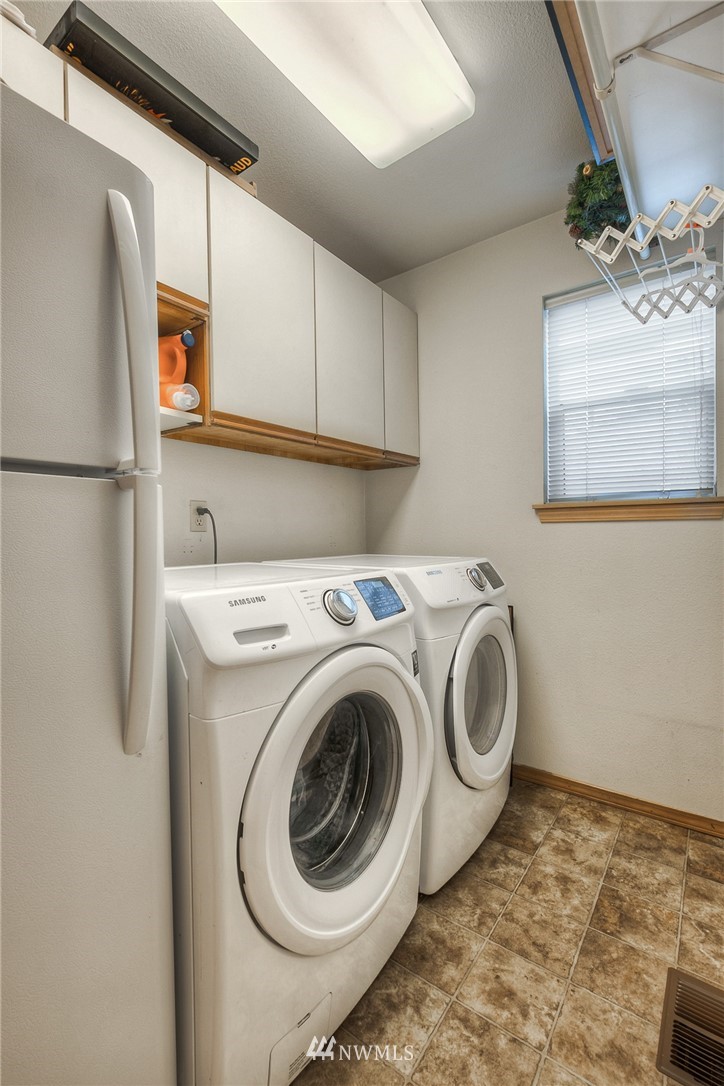 15837 Southeast 156th Street Renton, WA 98058 - Photo 21 of 25 Gallery Image 21