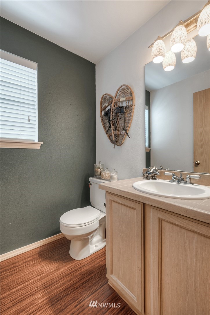 15837 Southeast 156th Street Renton, WA 98058 - Photo 6 of 25 Gallery Image 6