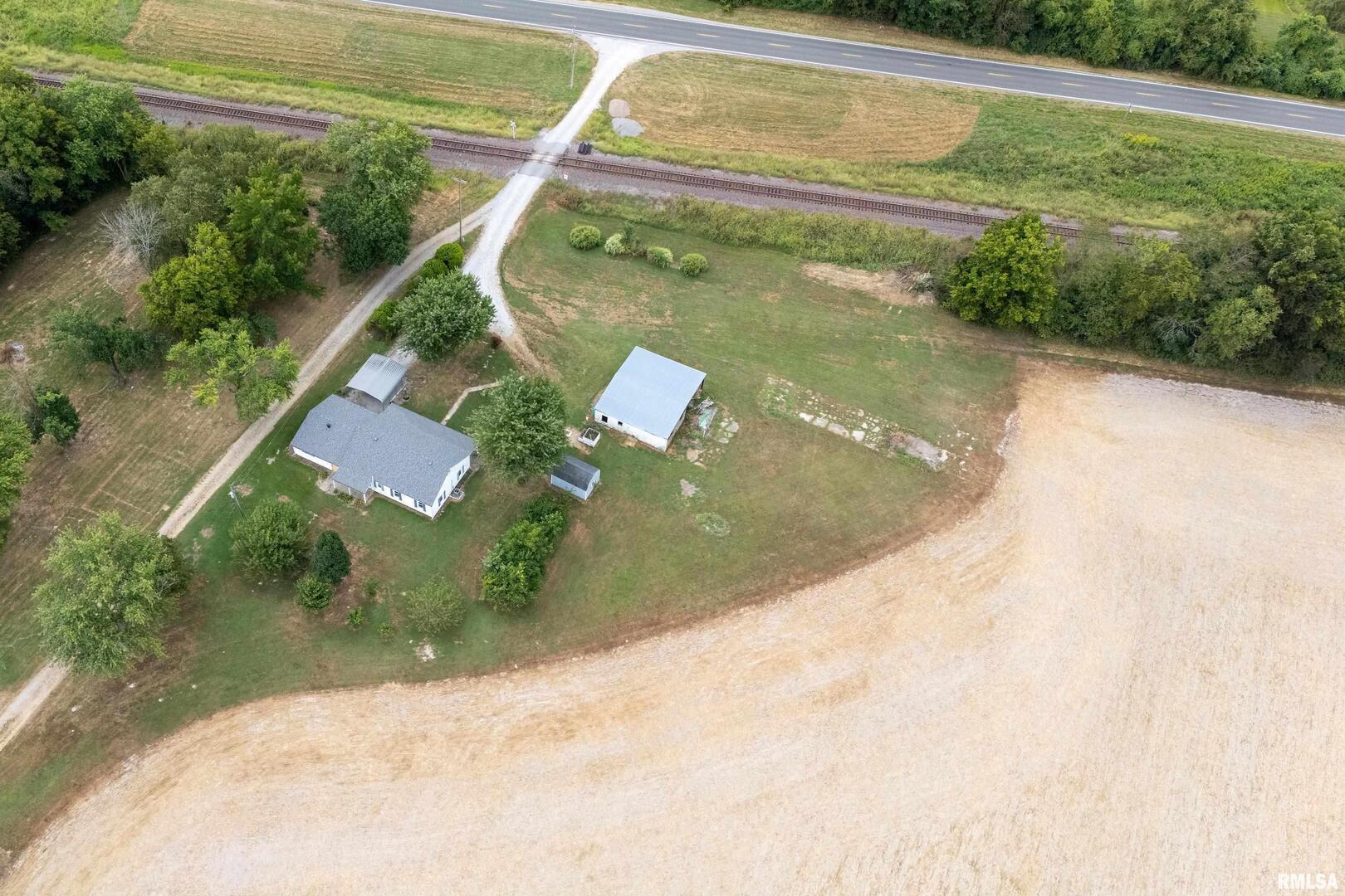 53 Private Road De Soto, IL 62924 - Photo 30 of 38 Gallery Image 30