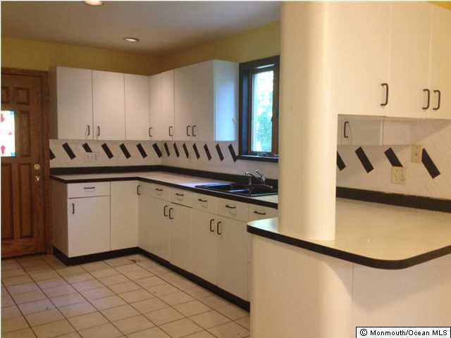 736 Holmdel Road Holmdel, NJ 07733 - Photo 13 of 19 Additional Photo