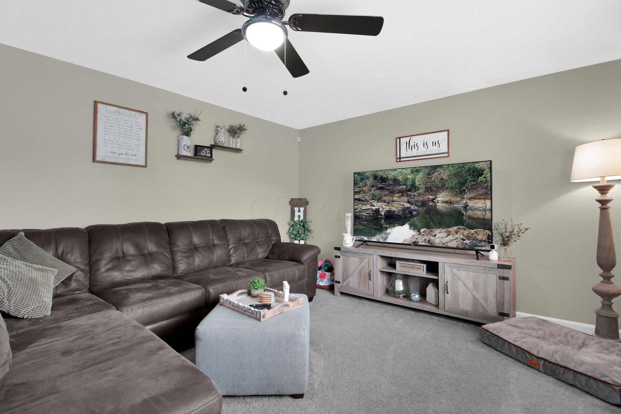 1853 Brookfield Road Columbus, OH 43229 - Photo 5 of 25 5-web-or-mls-1853-brookfield-rd