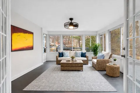 $1,250,000 | 46 Bridge Street, Lexington, MA 02421