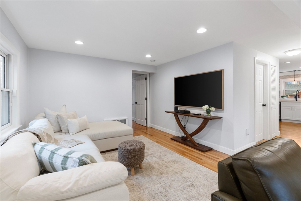 46 Bridge Street Lexington, MA 02421 - Photo 5 of 31