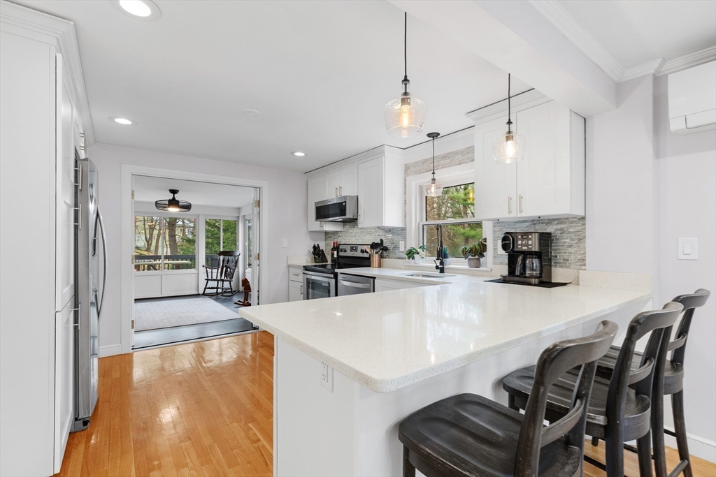 46 Bridge Street Lexington, MA 02421 - Photo 9 of 31