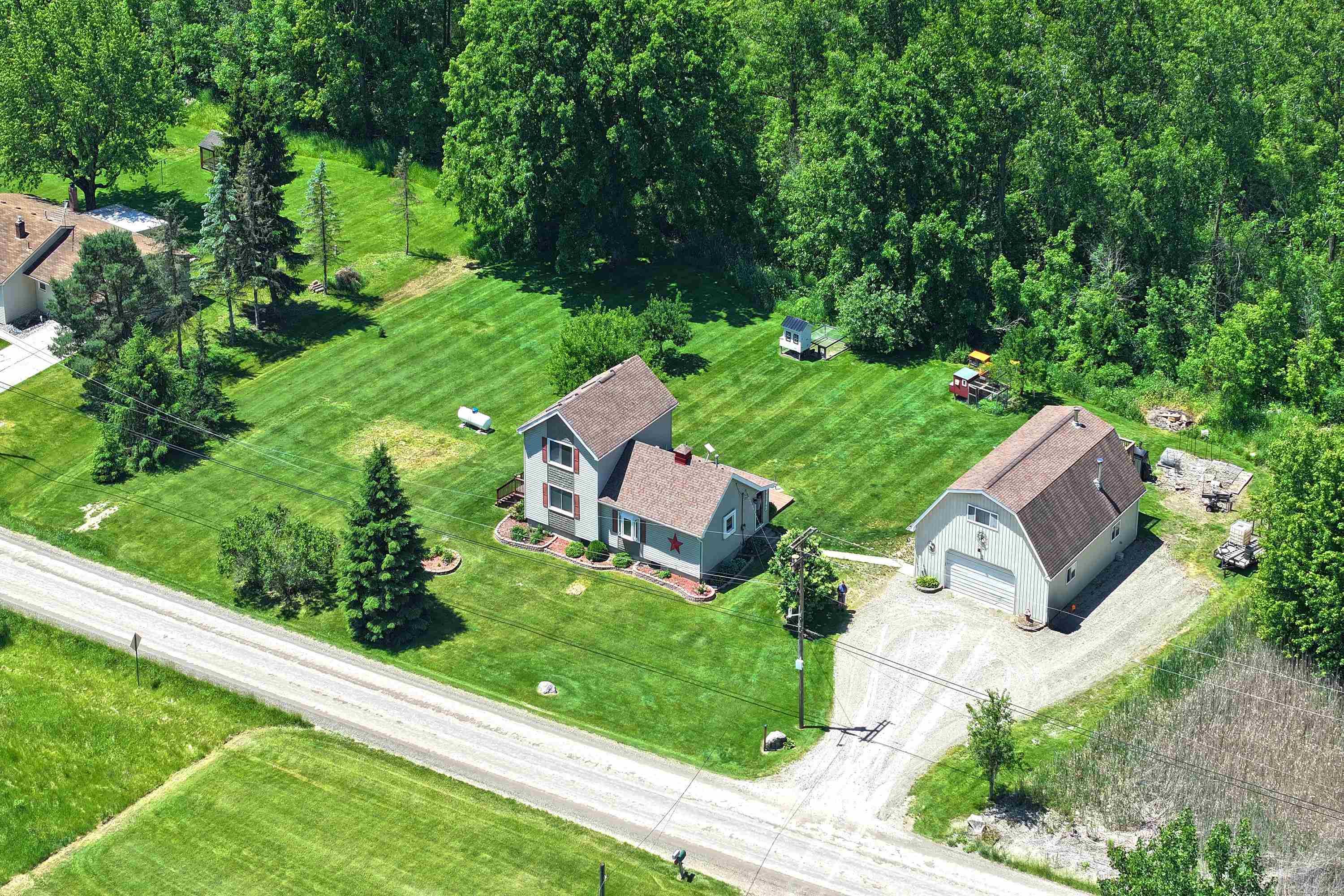 64135 Omo Road New Haven, MI 48050 - Photo 6 of 70 Gallery Image 6