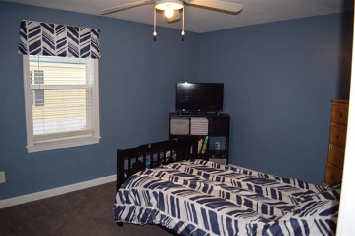 8 Wanda Lane Exeter, NH 03833 - Photo 11 of 14 Gallery Image 11