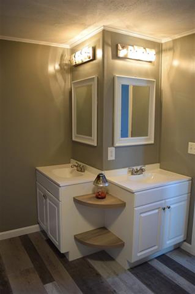 8 Wanda Lane Exeter, NH 03833 - Photo 12 of 14 Gallery Image 12