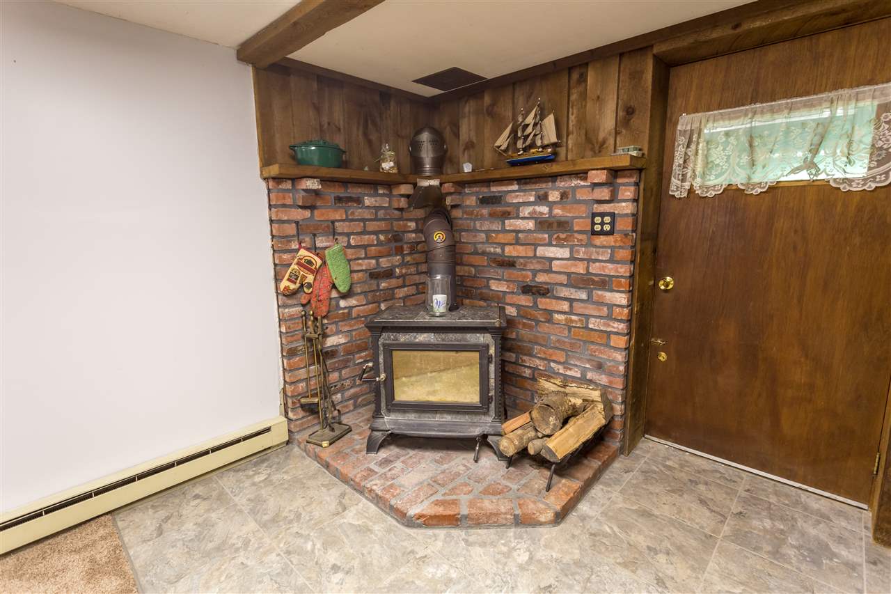 6 Demery Road Hudson, NH 03051 - Photo 17 of 22