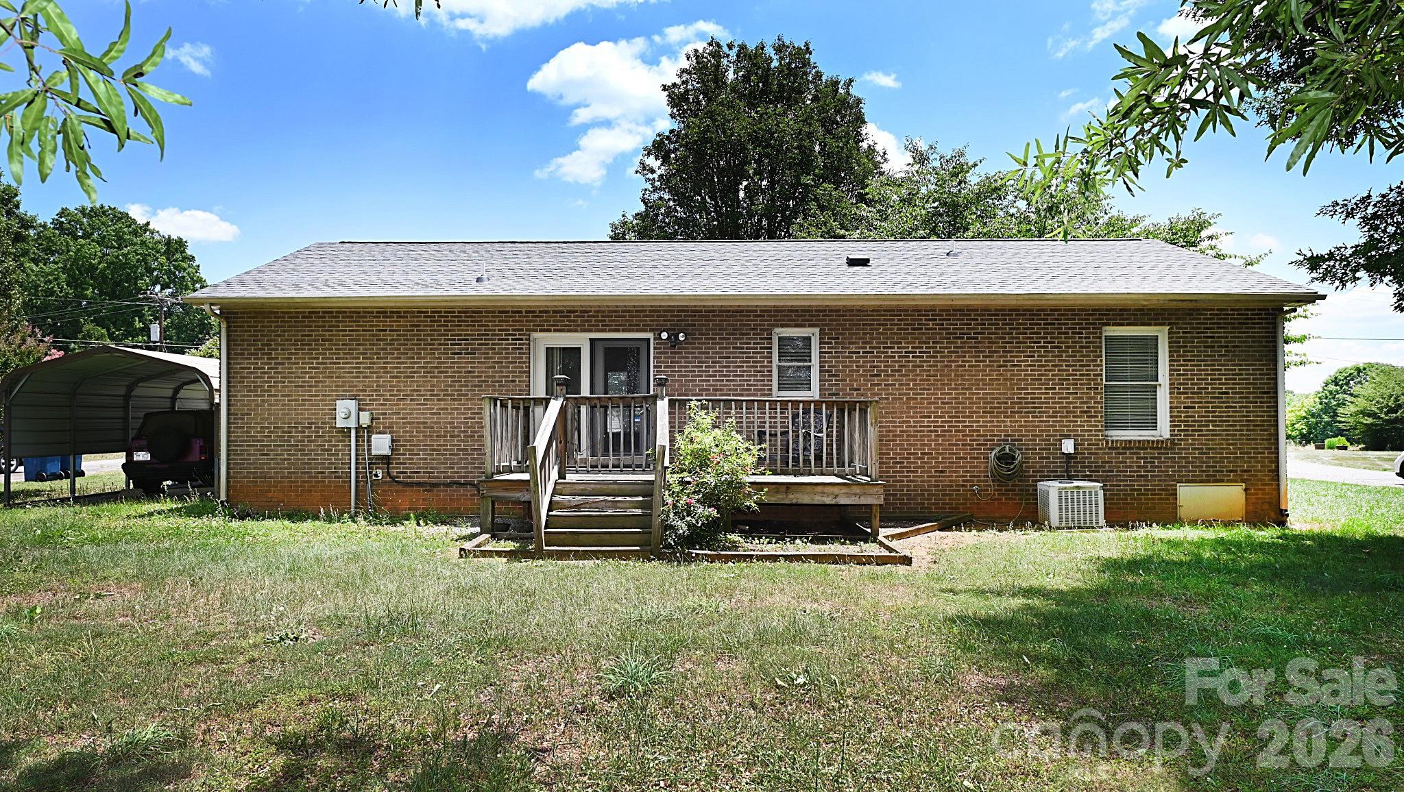 4445 Sulphur Springs Road Northeast Hickory, NC 28601 - Photo 29 of 34