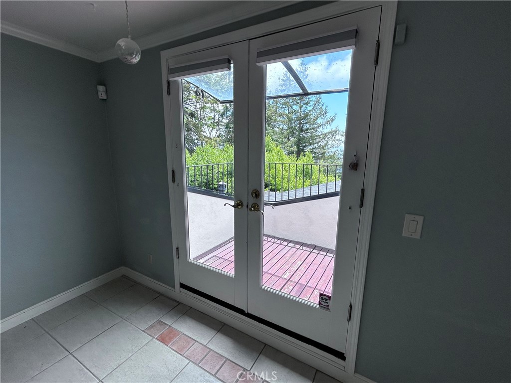 1009 Keith Avenue Berkeley, CA 94708 - Photo 24 of 36 a view of an empty room and window