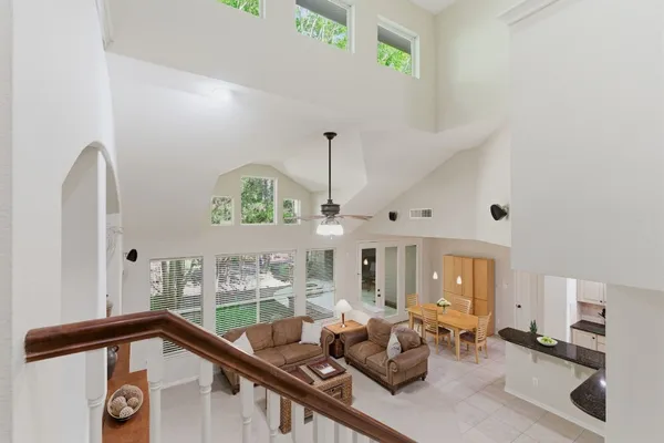 $674,900 | 106 South Longsford Circle, The Woodlands, TX 77382