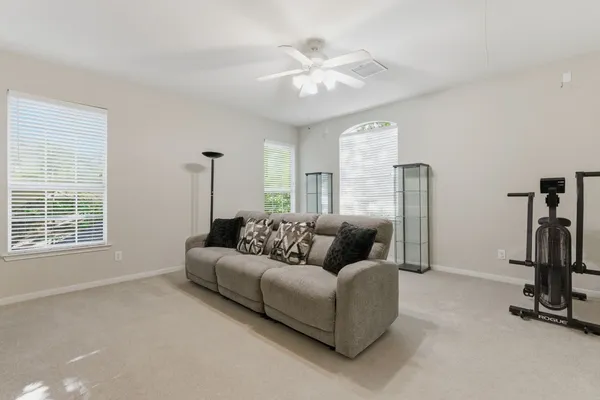 $674,900 | 106 South Longsford Circle, The Woodlands, TX 77382