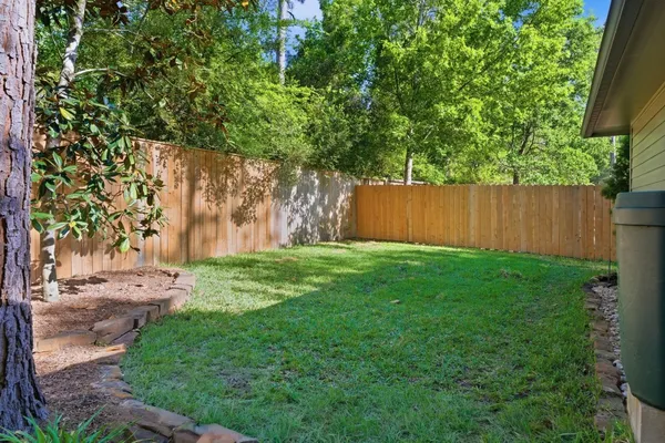 $674,900 | 106 South Longsford Circle, The Woodlands, TX 77382