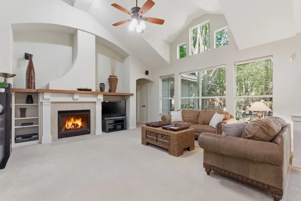 $674,900 | 106 South Longsford Circle, The Woodlands, TX 77382