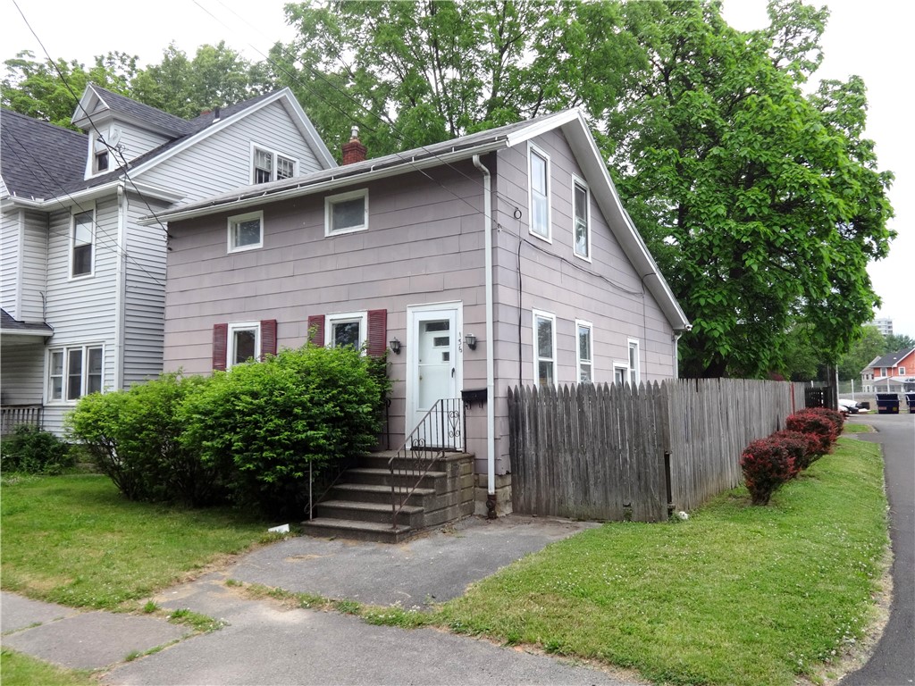 136 Stutson Street Rochester, NY 14612 - Photo 1 of 1