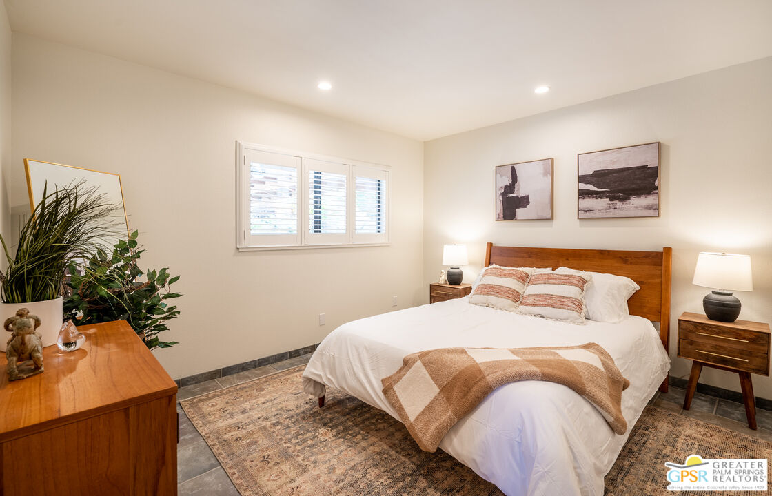 54045 Ridge Road Yucca Valley, CA 92284 - Photo 15 of 45