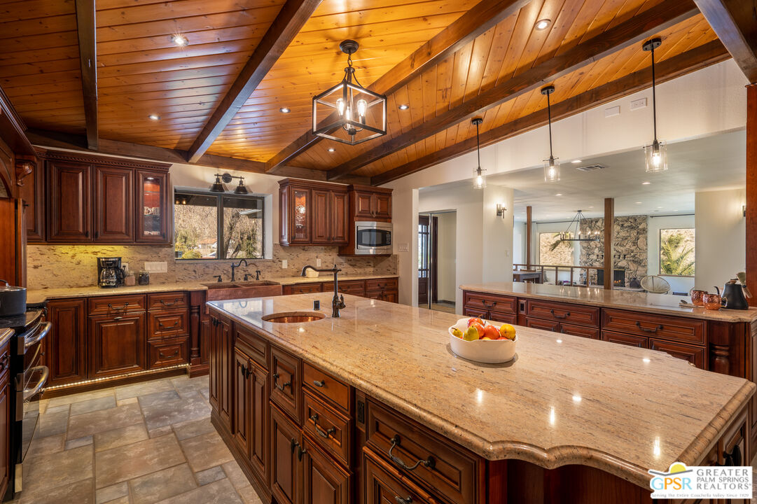 54045 Ridge Road Yucca Valley, CA 92284 - Photo 21 of 45