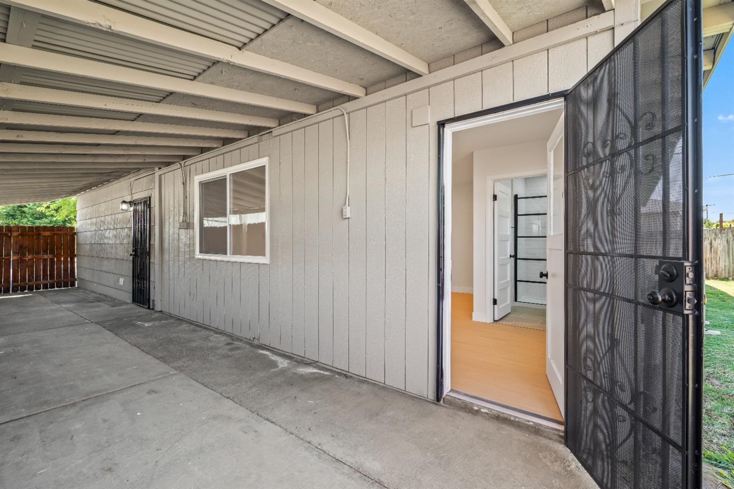 2628 Tronero Way Rancho Cordova, CA 95670 - Photo 20 of 31 a view of entryway