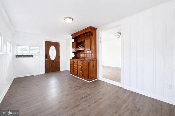 a view of a storage & utility room