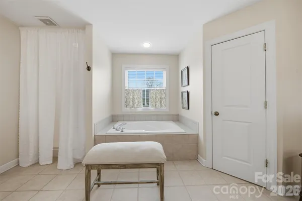 $649,900 | 2716 Charleston Court, Claremont, NC 28610