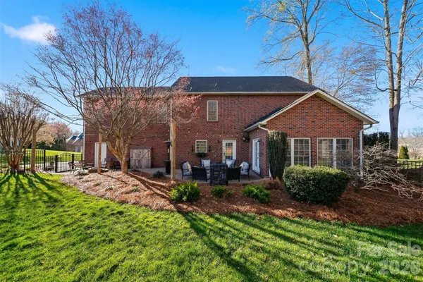$649,900 | 2716 Charleston Court, Claremont, NC 28610
