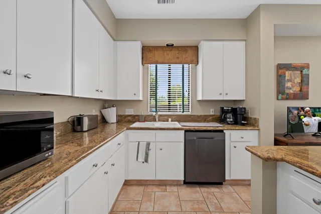 $4,500 | 522 Desert W Drive, Rancho Mirage, CA 92270