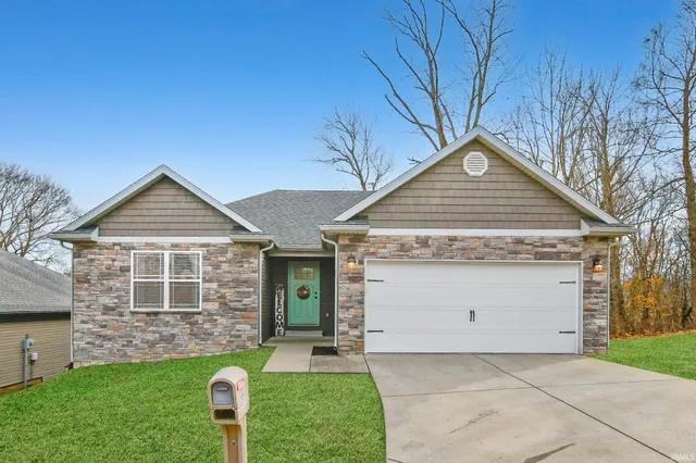 $283,000 | 5132 Hidden Lake Drive, Evansville, IN 47712