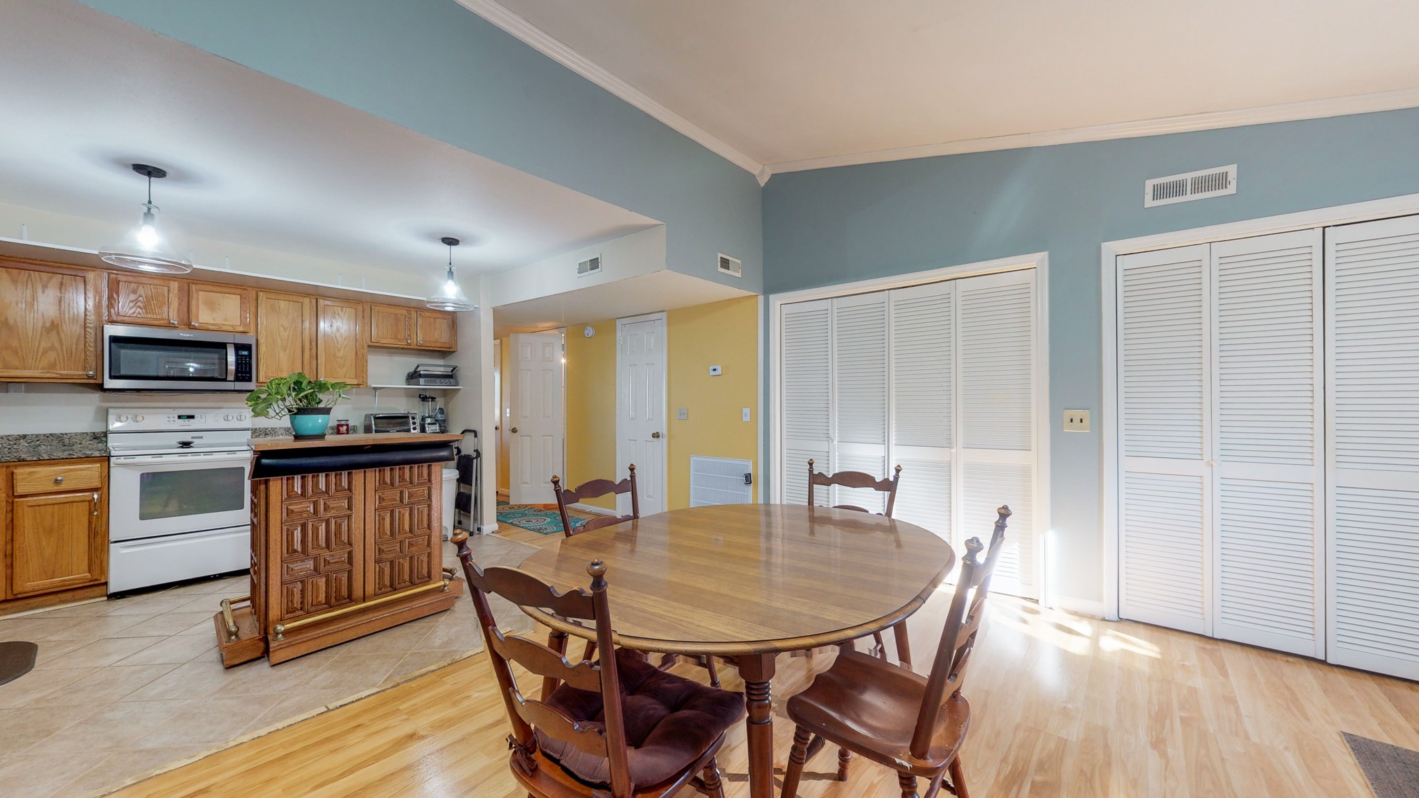 4001 Anderson Road, Unit E85 Nashville, TN 37217 - Photo 8 of 18 Gallery Image 8