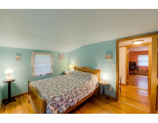21 Benjamin Road Worcester, MA 01602 - Photo 24 of 35 Gallery Image 24