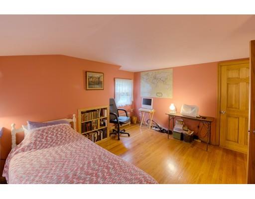21 Benjamin Road Worcester, MA 01602 - Photo 26 of 35 Gallery Image 26