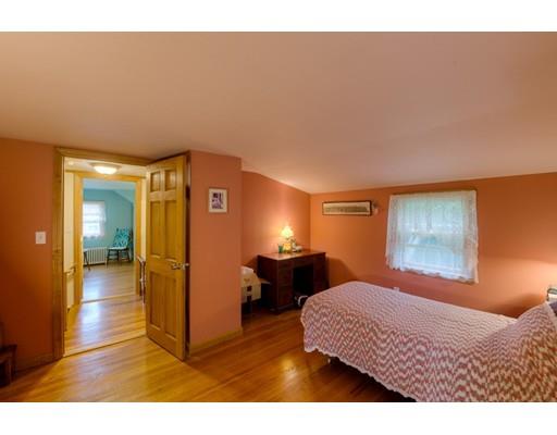 21 Benjamin Road Worcester, MA 01602 - Photo 27 of 35 Gallery Image 27