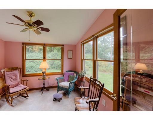 21 Benjamin Road Worcester, MA 01602 - Photo 7 of 35 Gallery Image 7