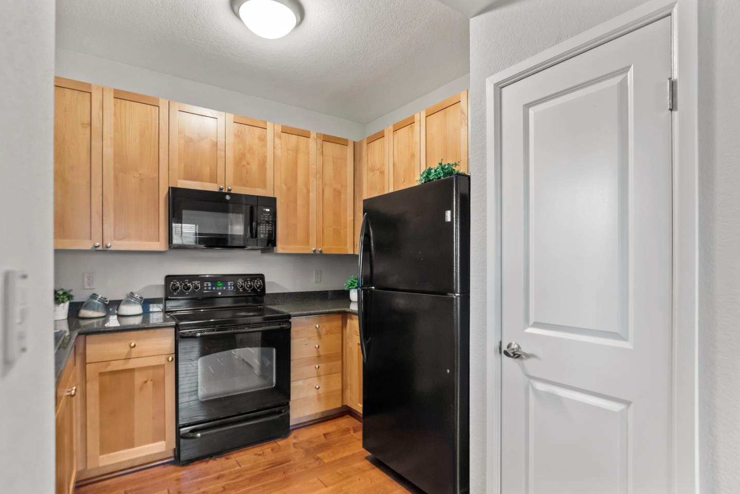 306 South Overlook Drive San Ramon, CA 94582 - Photo 8 of 30