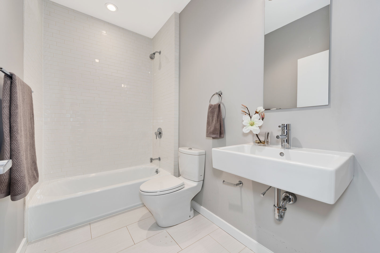 Undisclosed Address Chicago, IL 60622 - Photo 22 of 27