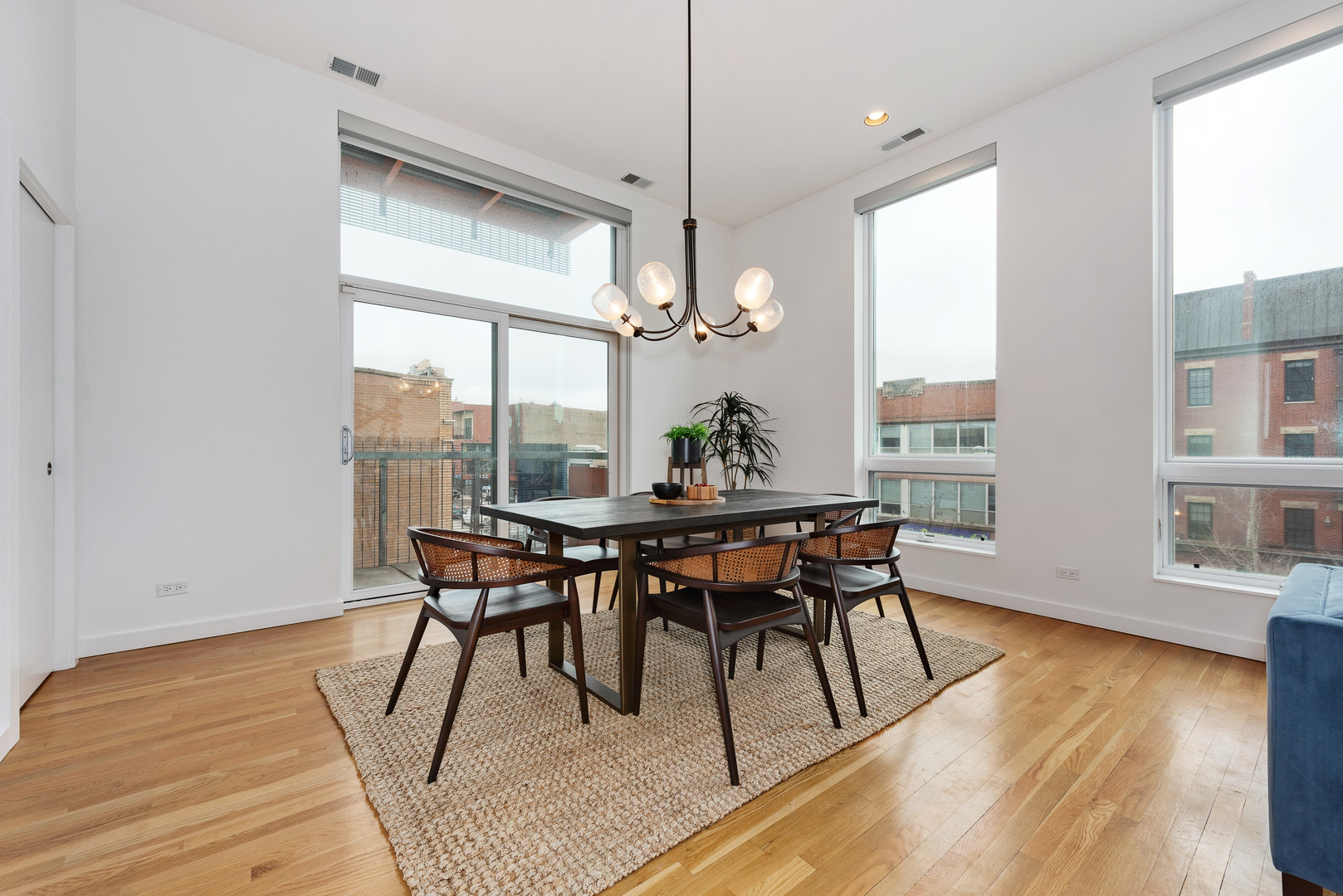 Undisclosed Address Chicago, IL 60622 - Photo 4 of 27