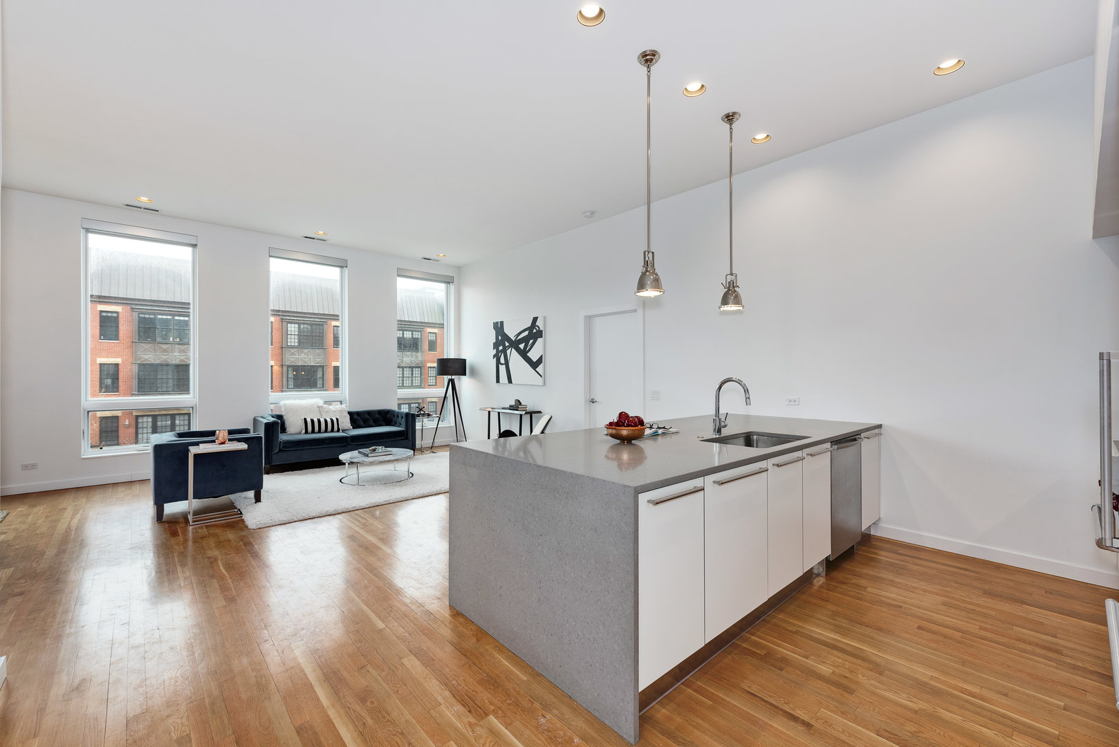 Undisclosed Address Chicago, IL 60622 - Photo 10 of 27