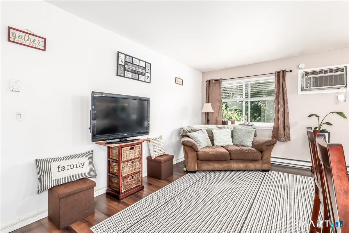 136 Pembroke Road, Unit 652 Danbury, CT 06811 - Photo 7 of 24