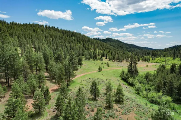 $1,909,695 | 95 New Meadows, New Meadows, ID 83654