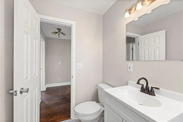 $320,000 | 7608 West 63rd Terrace, Mission, KS 66202