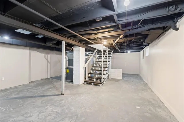 $320,000 | 7608 West 63rd Terrace, Mission, KS 66202